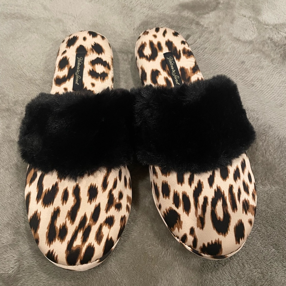 Brand new Victoria’s Secret slippers with dust bag